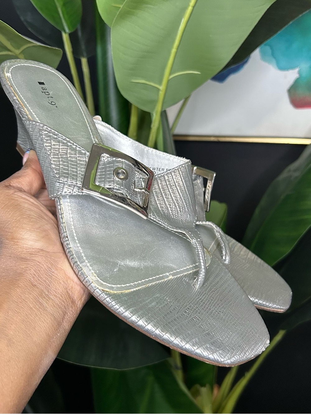 Apt. 9 Silver Metallic Buckle Thong Sandals